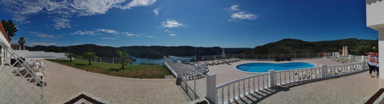 Lago Azul Villas Ferreira do Zêzere 外观 照片