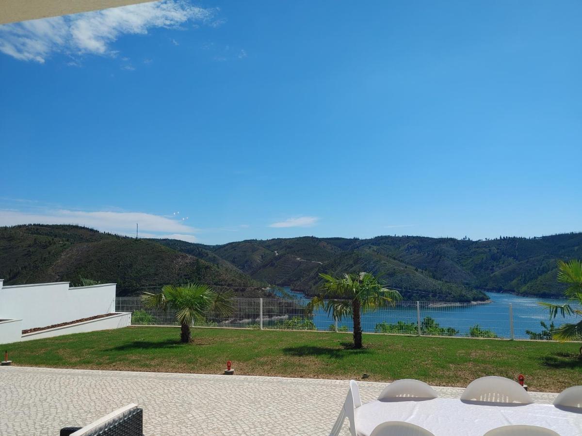 Lago Azul Villas Ferreira do Zêzere 外观 照片
