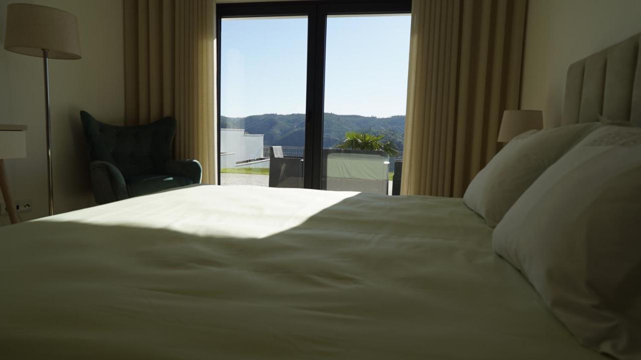 Lago Azul Villas Ferreira do Zêzere 外观 照片