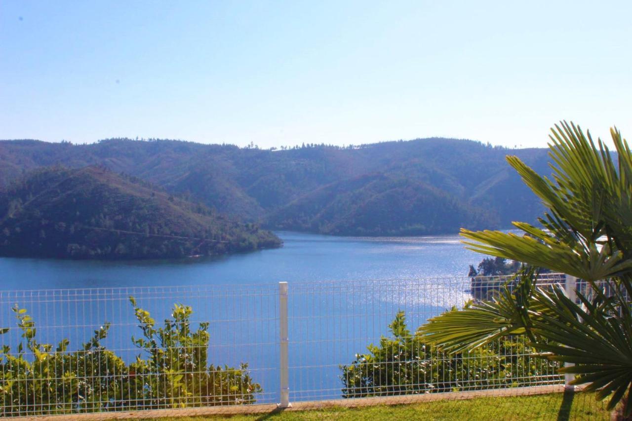 Lago Azul Villas Ferreira do Zêzere 外观 照片