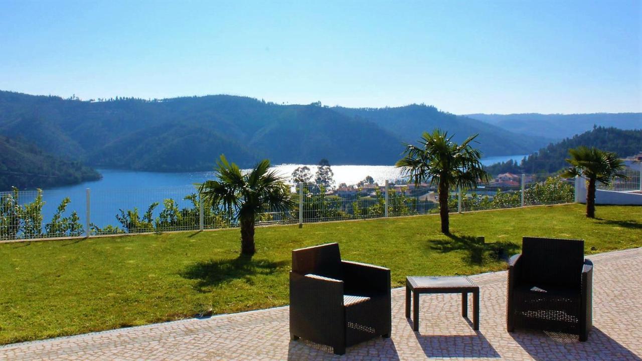 Lago Azul Villas Ferreira do Zêzere 外观 照片