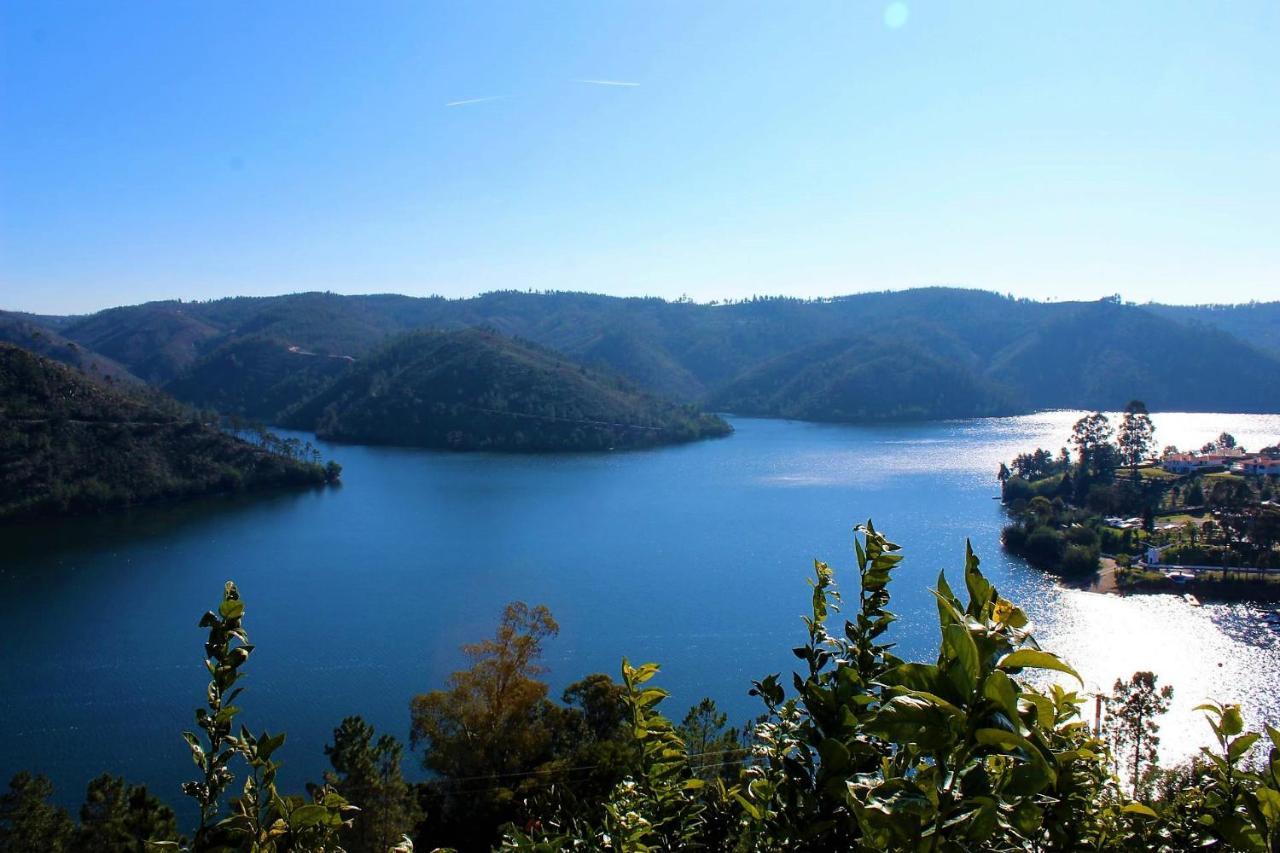Lago Azul Villas Ferreira do Zêzere 外观 照片