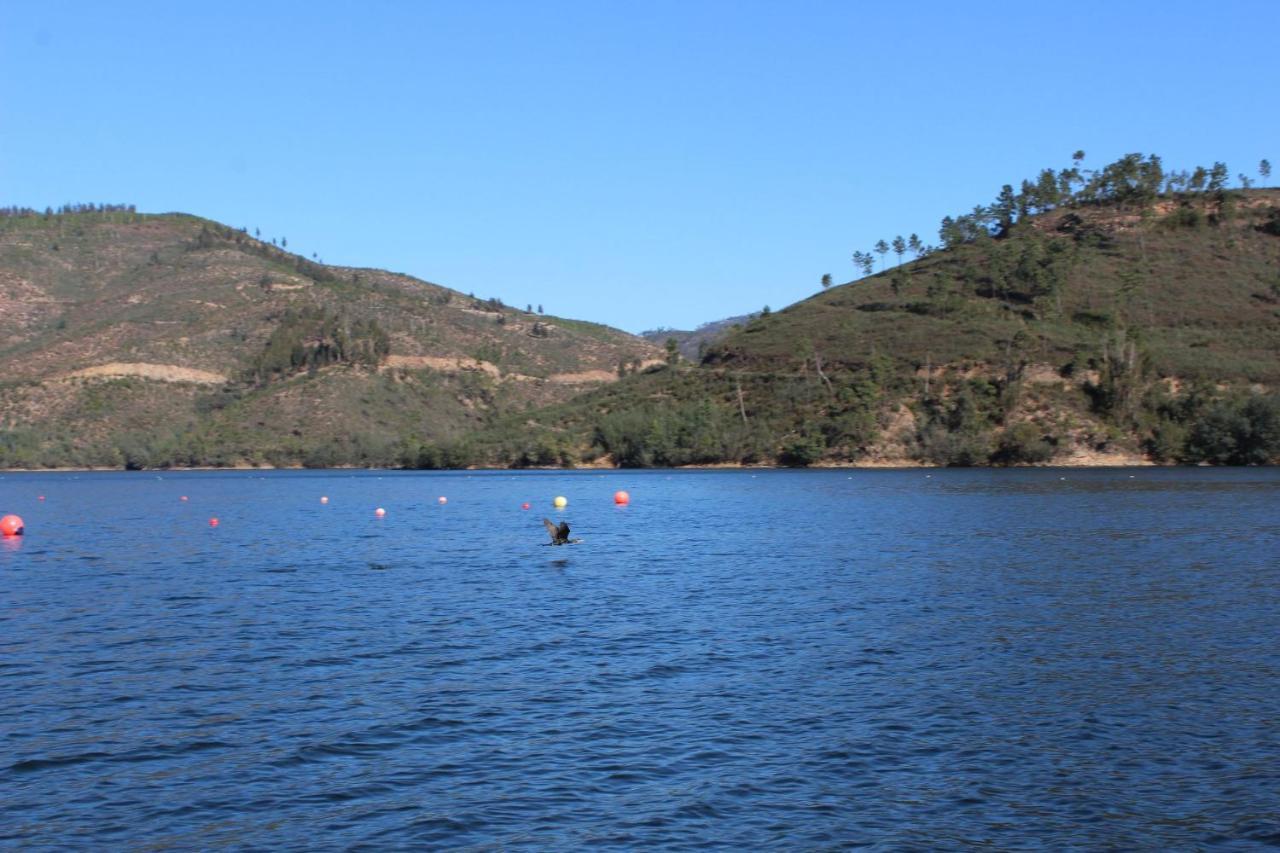 Lago Azul Villas Ferreira do Zêzere 外观 照片